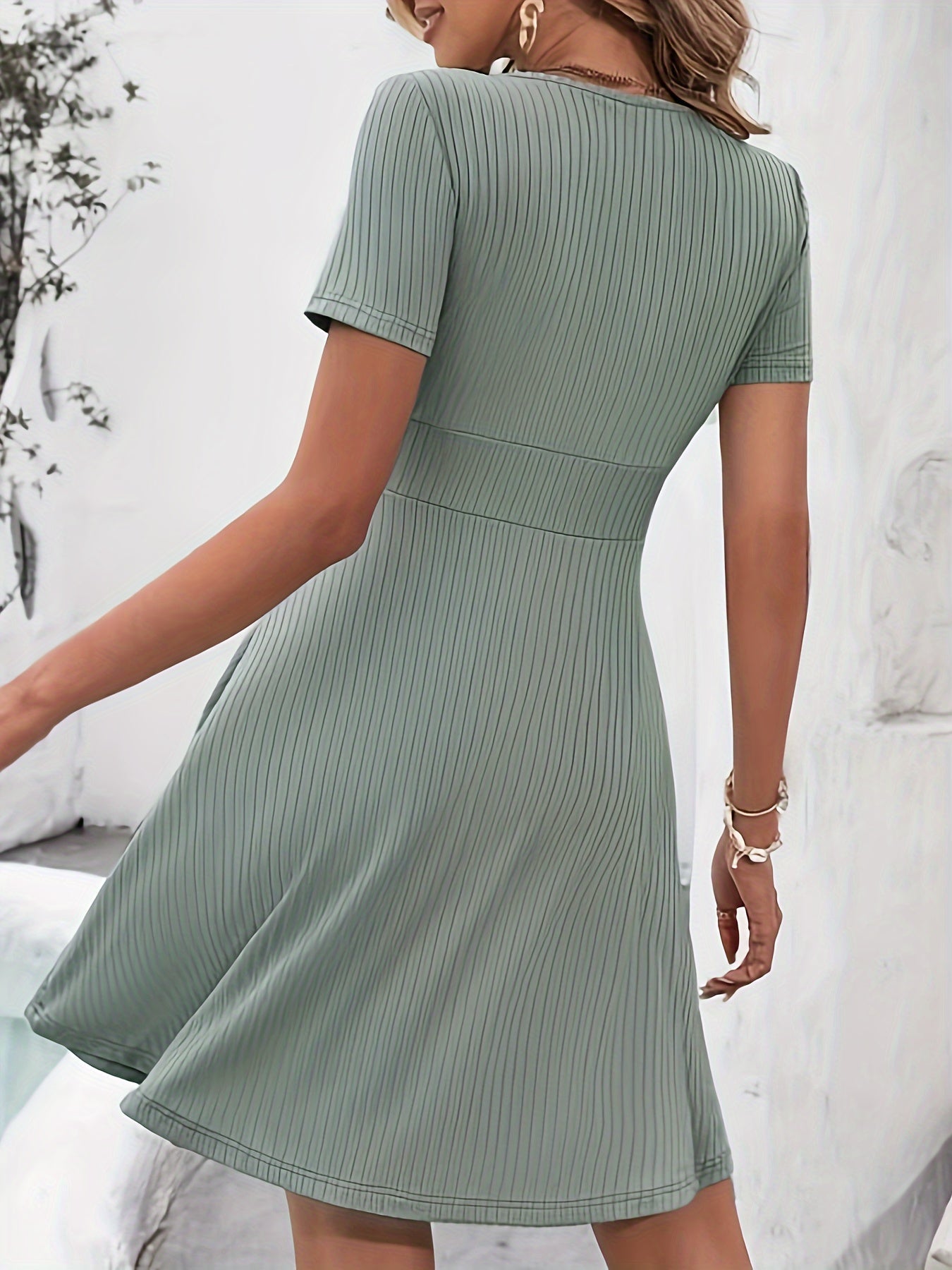 WW | Sommerkleid für Damen mit V-Ausschnitt Elegant Tailliert Kurzärmelig