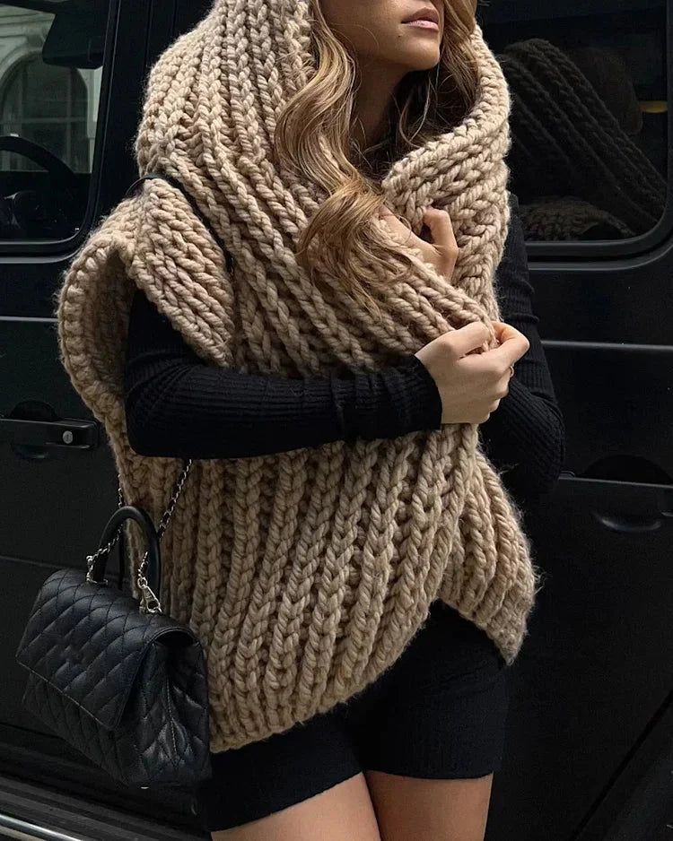 WW | Cozy oversized knitted hoodie sweater
