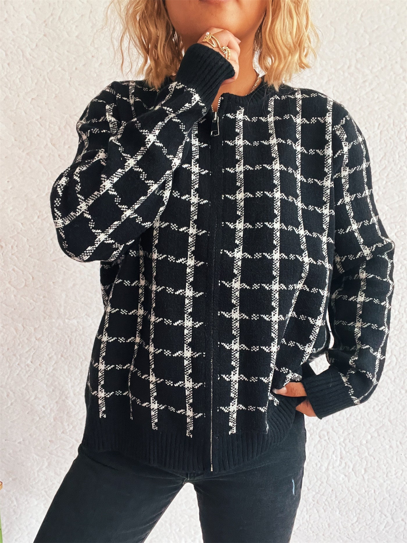 WW | Gemütlicher, karierter Cardigan mit Taschen für den Alltagsstil
