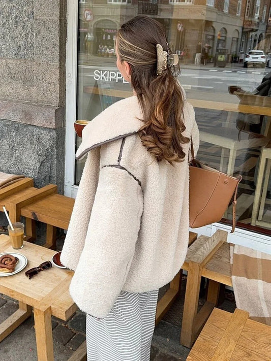 WW | Cozy teddy jacket with classic collar