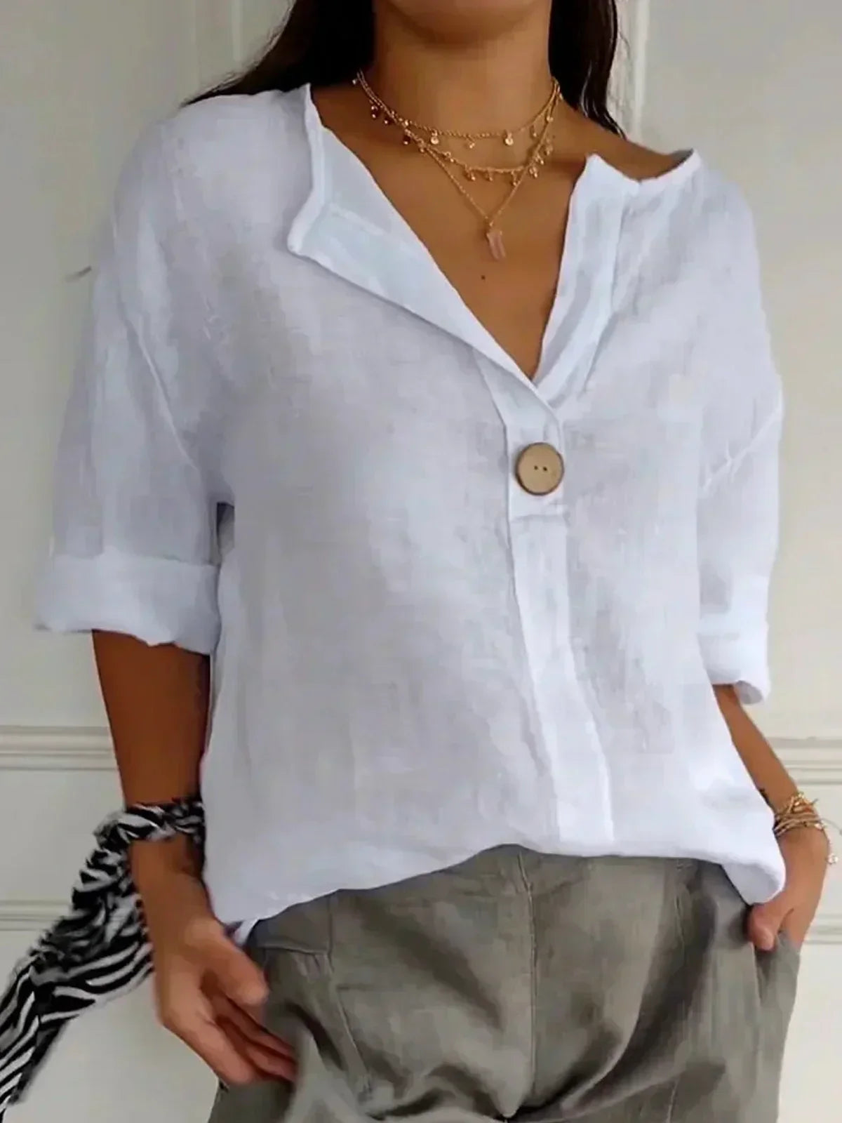 Oriana™ | Timeless Blouse with Cut-Out