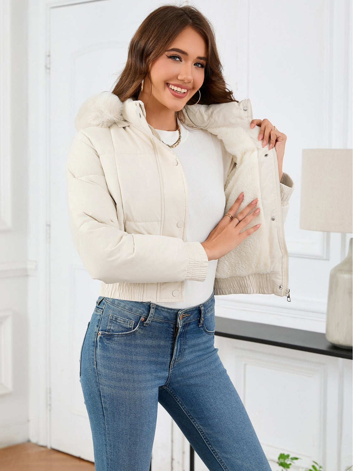 WW | Cozy padded winter jacket with fur hood and pockets