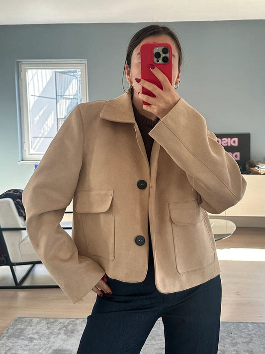 WW | Knopfdruck Faux-Suede Crop-Jacke