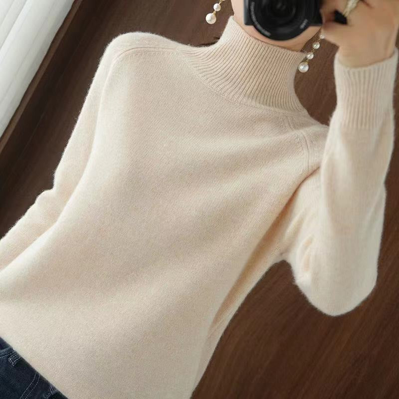 WW | warm knitted jumper with high collar for women