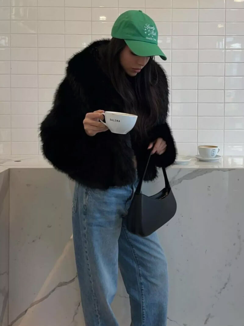 WW | Oversized Faux Fur Coat