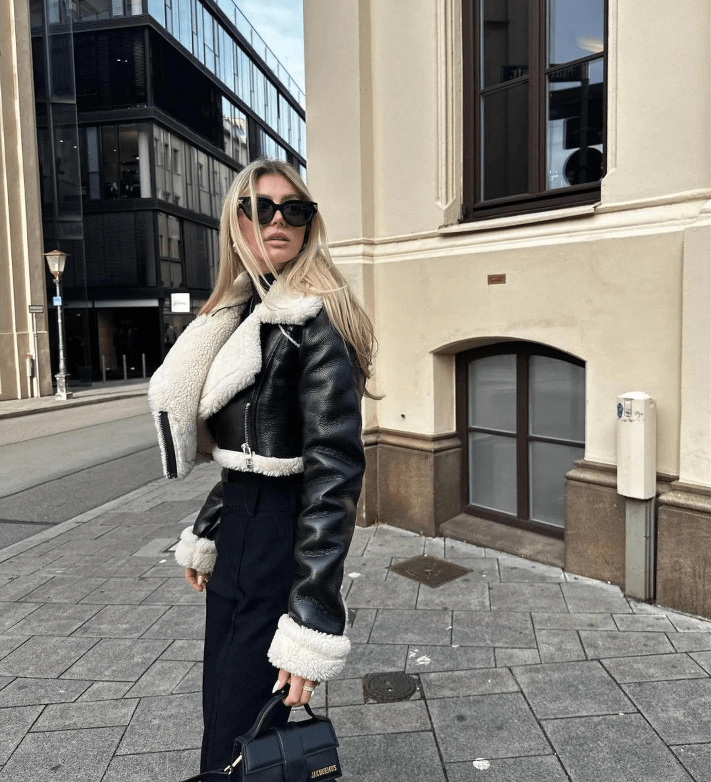 WW Leather Jacket | Stylish Look for Cold Days with Fur Trim