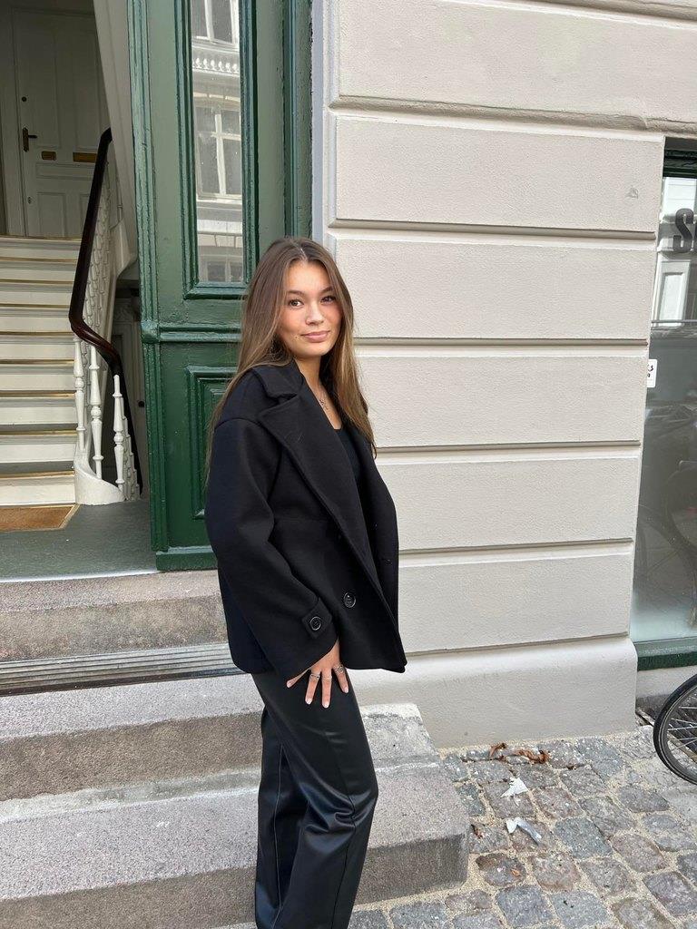 WW | Classic Double-Breasted Peacoat