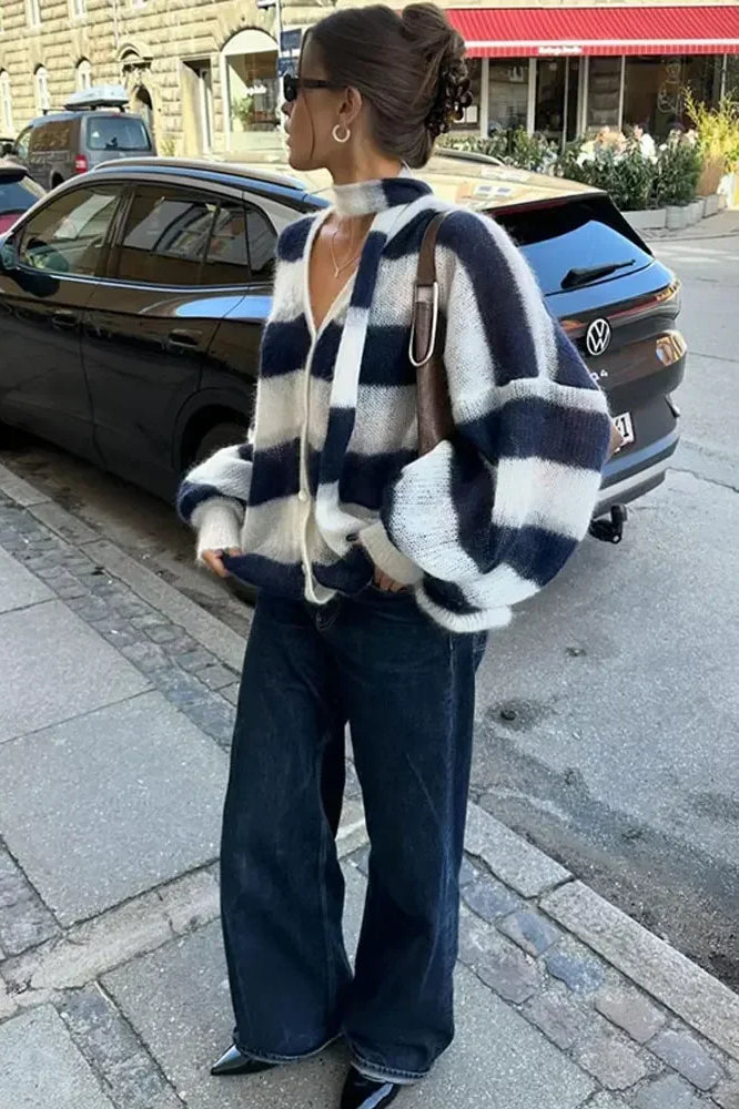 WW | Gestreifte V-Ausschnitt locker gestrickte Strickjacke