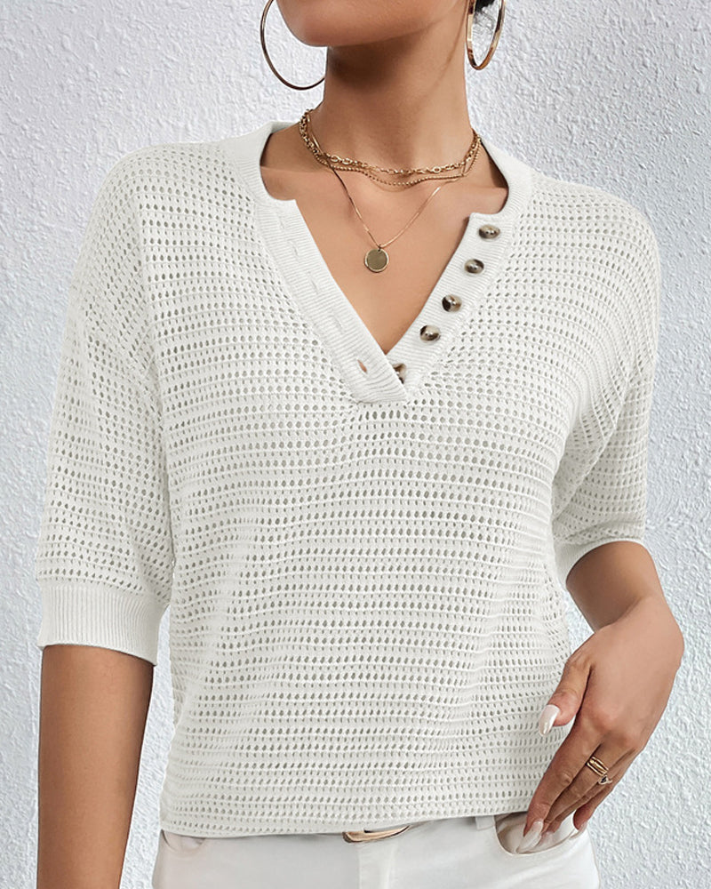 WW | Fashionable Top With Deep V-Neck