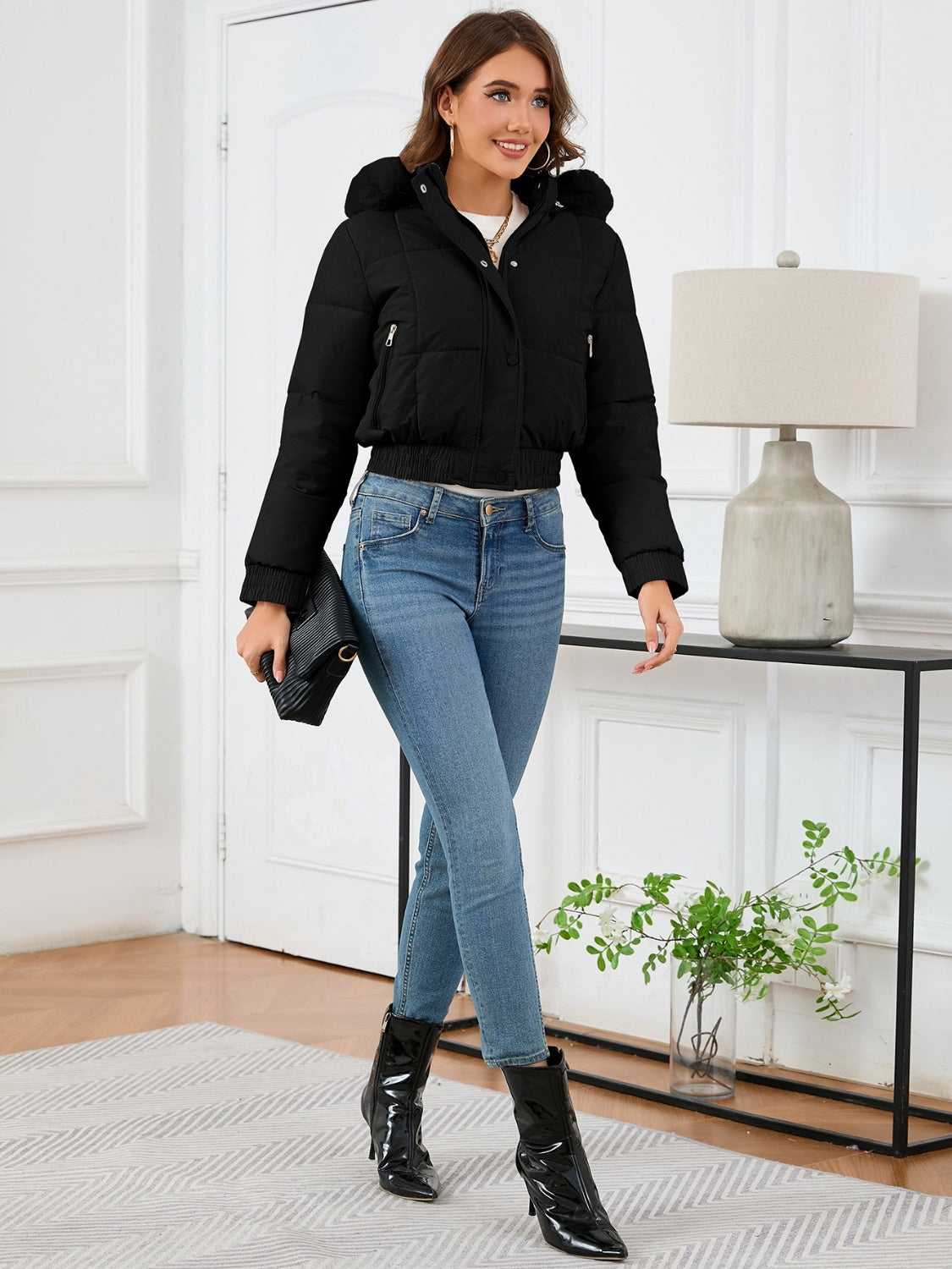 WW | Cozy padded winter jacket with fur hood and pockets