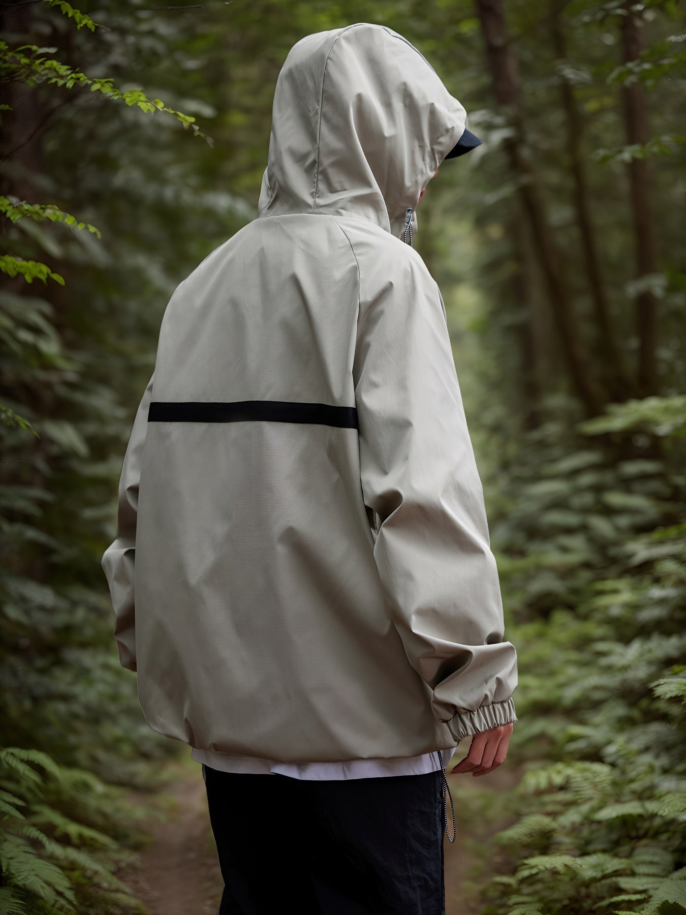 WW | Leichte Wasserdichte Jacke mit Kapuze