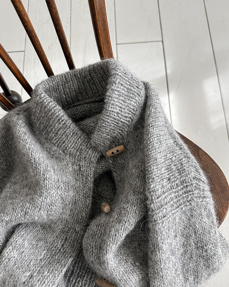 WW | Graue Strickjacke mit Knöpfen