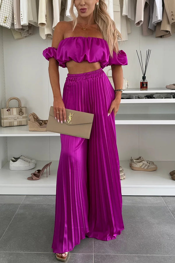 Jorie – Elegantes Set mit schulterfreiem Crop-Top und plissierten, weit geschnittenen Hosen