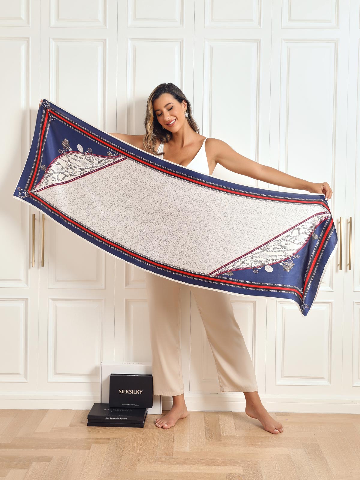 WW | Luxurious Women's Mulberry Silk Scarf