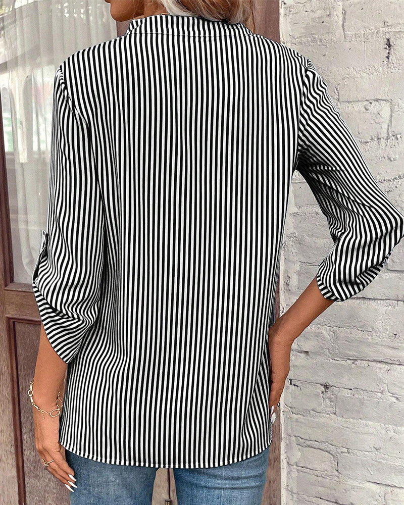 WW | striped V-neck T-shirt with chest pocket