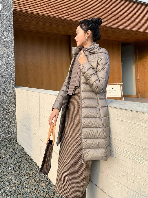 WW | Long Down Jacket Pleasantly Warm & Stylish