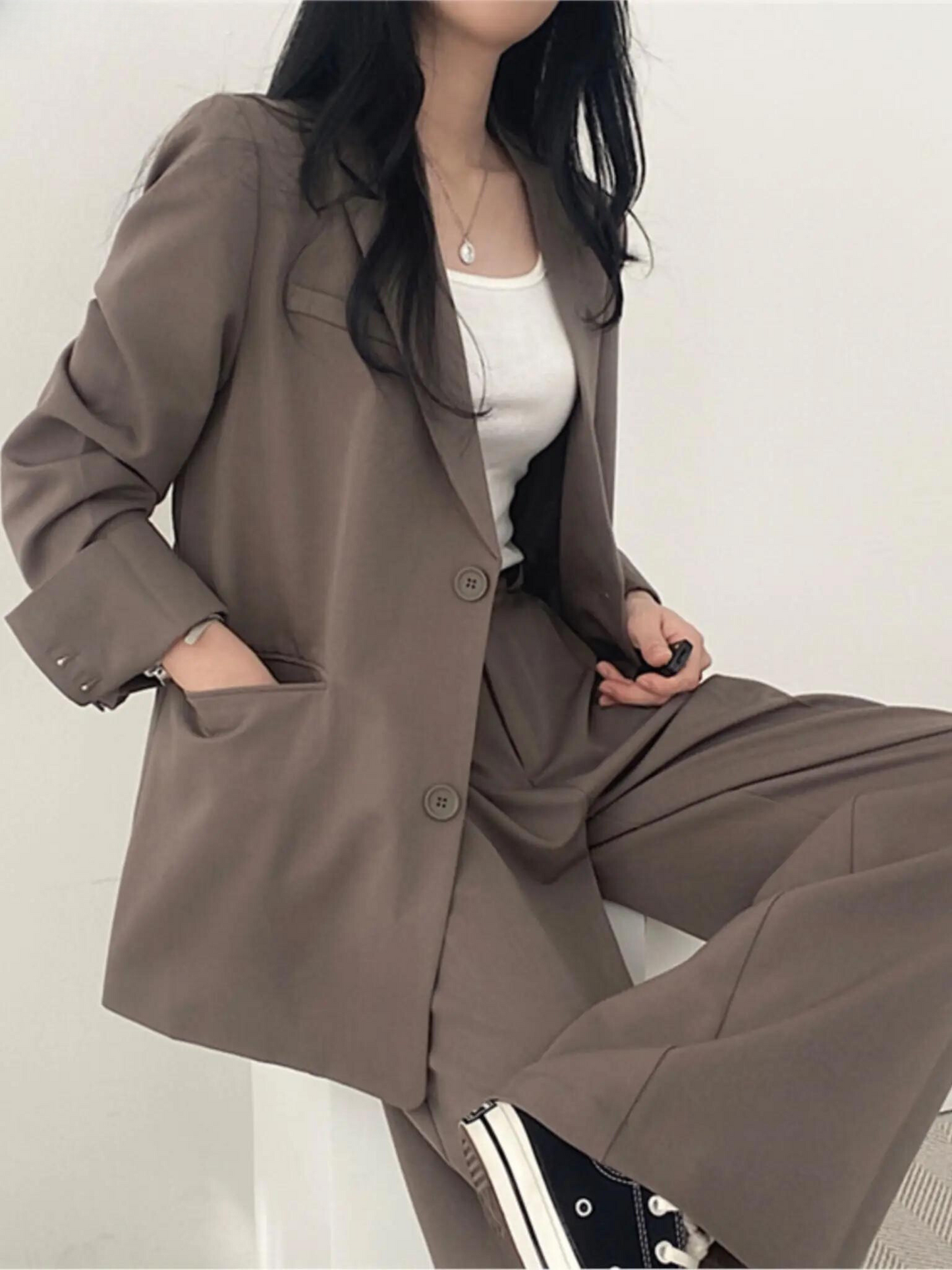 WW | Women's Two-Piece Professional and Stylish