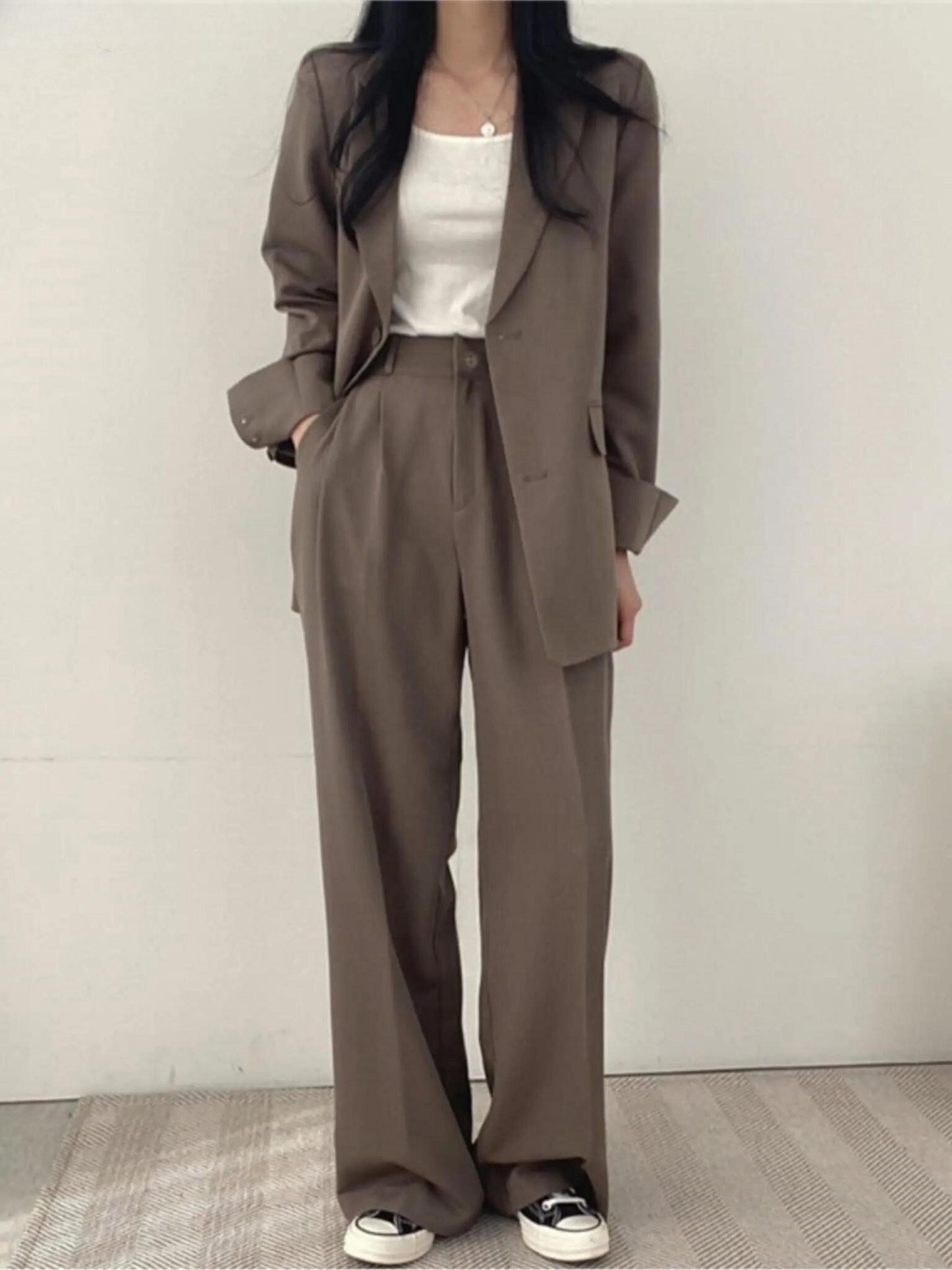 WW | Women's Two-Piece Professional and Stylish