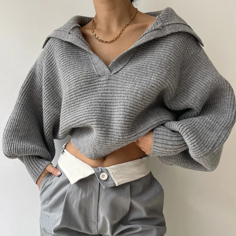 WW | Cozy knitted sweater with lantern sleeves and open collar