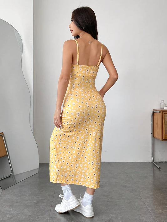 Isla - Minimalist Dress with High Slit