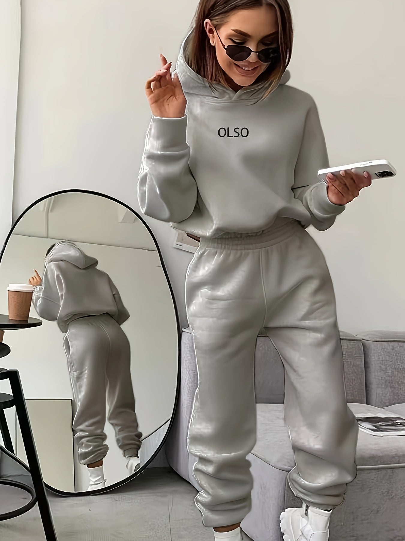 WW | Oslo Damen Set – Zweiteiliges Set aus Kapuzenpullover und Sweatpants für lässigen Stil und maximalen Komfort.