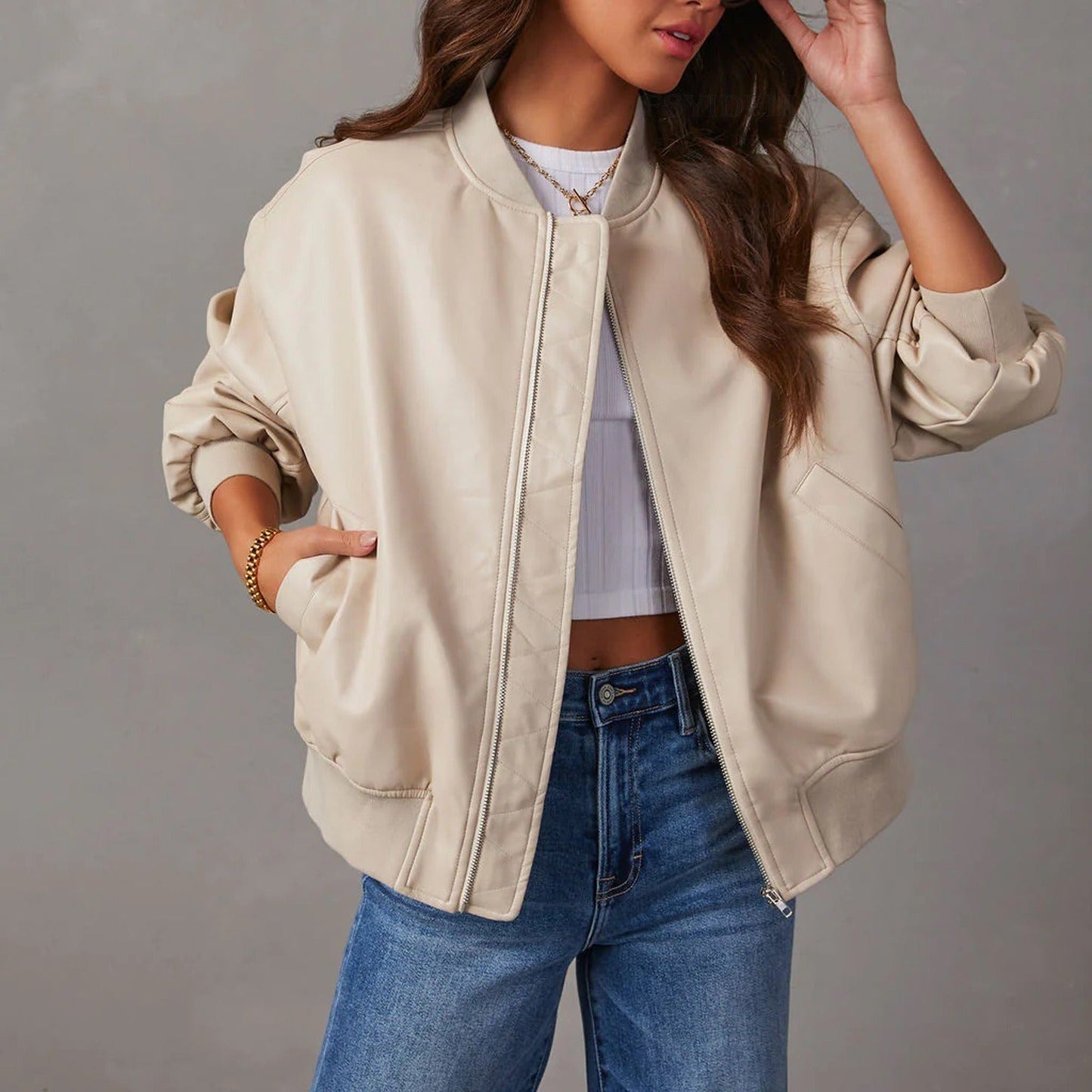 WW | Classic leather bomber jacket with zipper. Stylish outerwear.