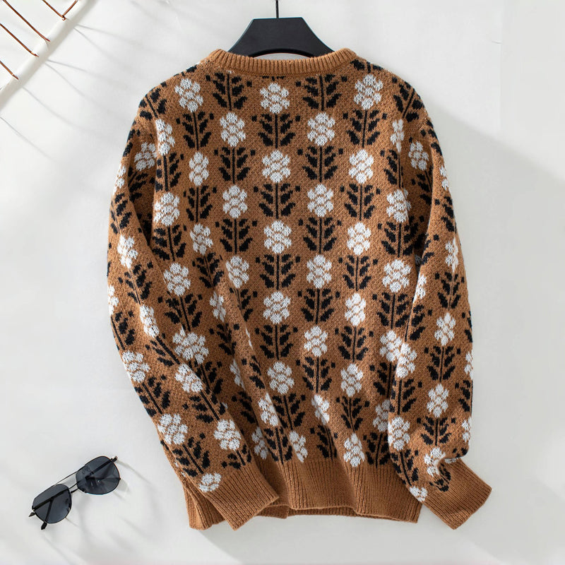 WW | Blumenstrickjacke mit Feinem Muster