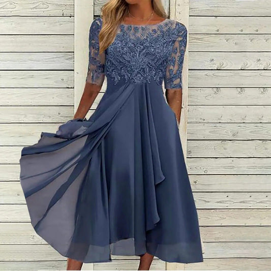 WW | Elegantes Handgefertigtes Spitzenkleid