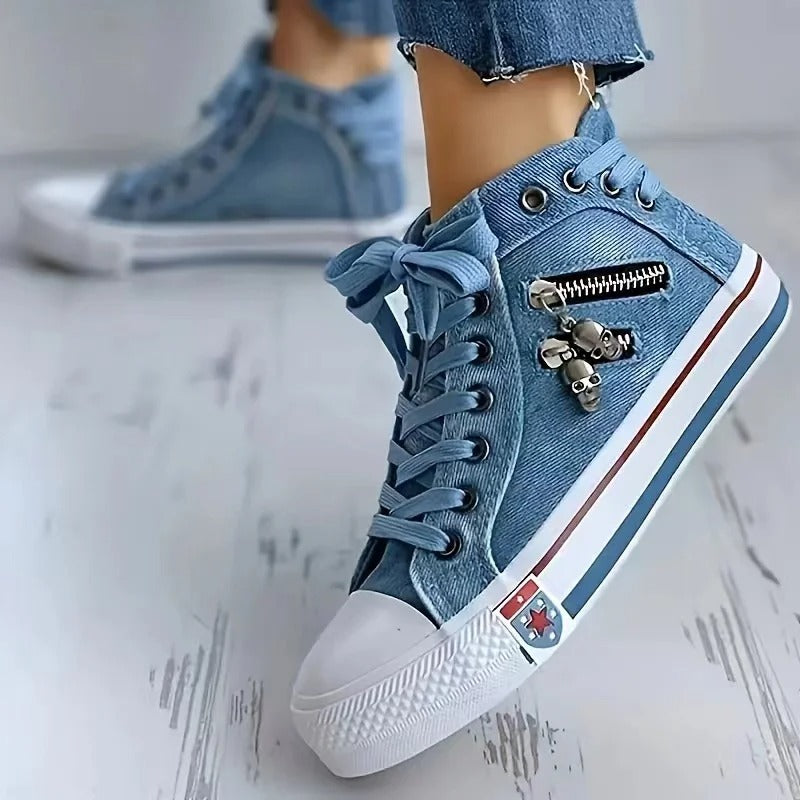 WW | Urban Sneaker Look mit Jeans und Reißverschluss
