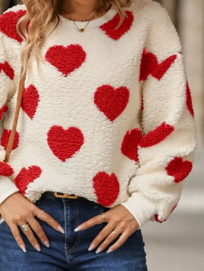 WW | Cozy knit sweater with heart pattern for winter elegance