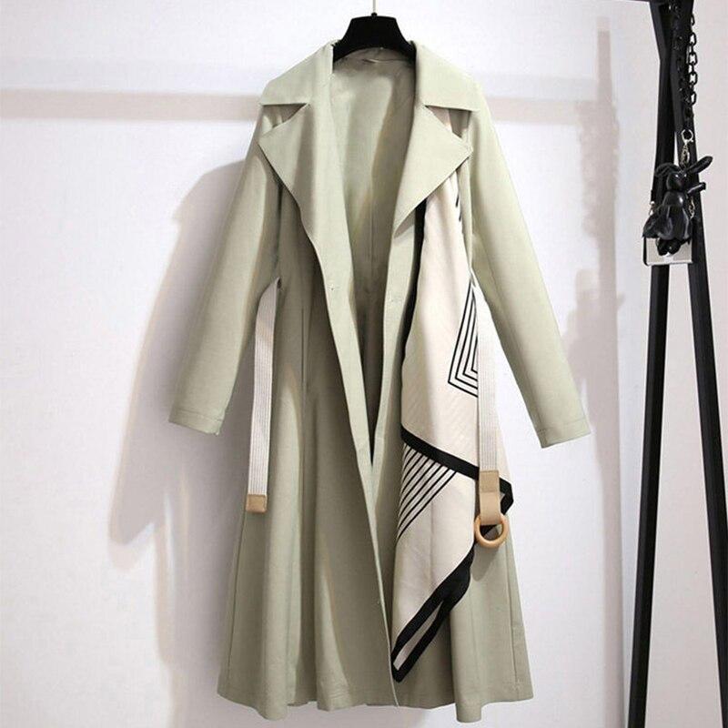 WW | Long women's coat with decorative belt