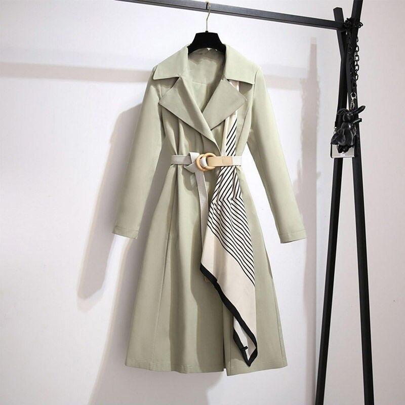 WW | Long women's coat with decorative belt