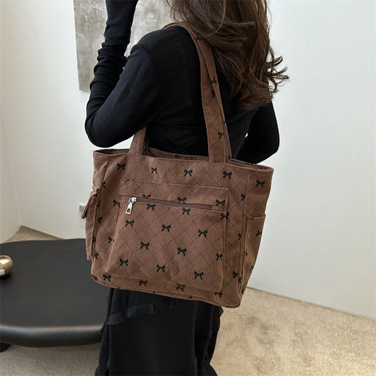 WW | Quilted tote bag with bow pattern for women
