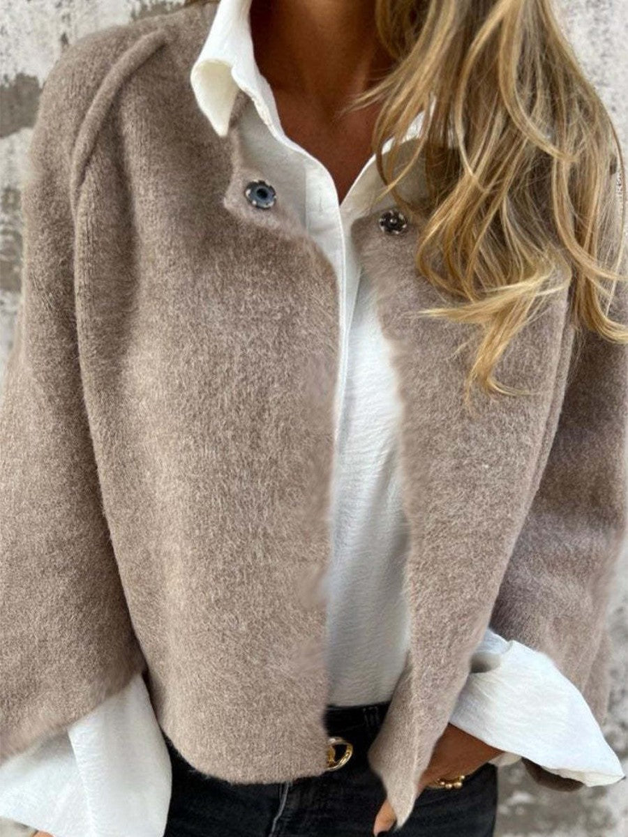 WW | Casual Fit Soft Wool Texture Crew Neck Button Closure Cropped