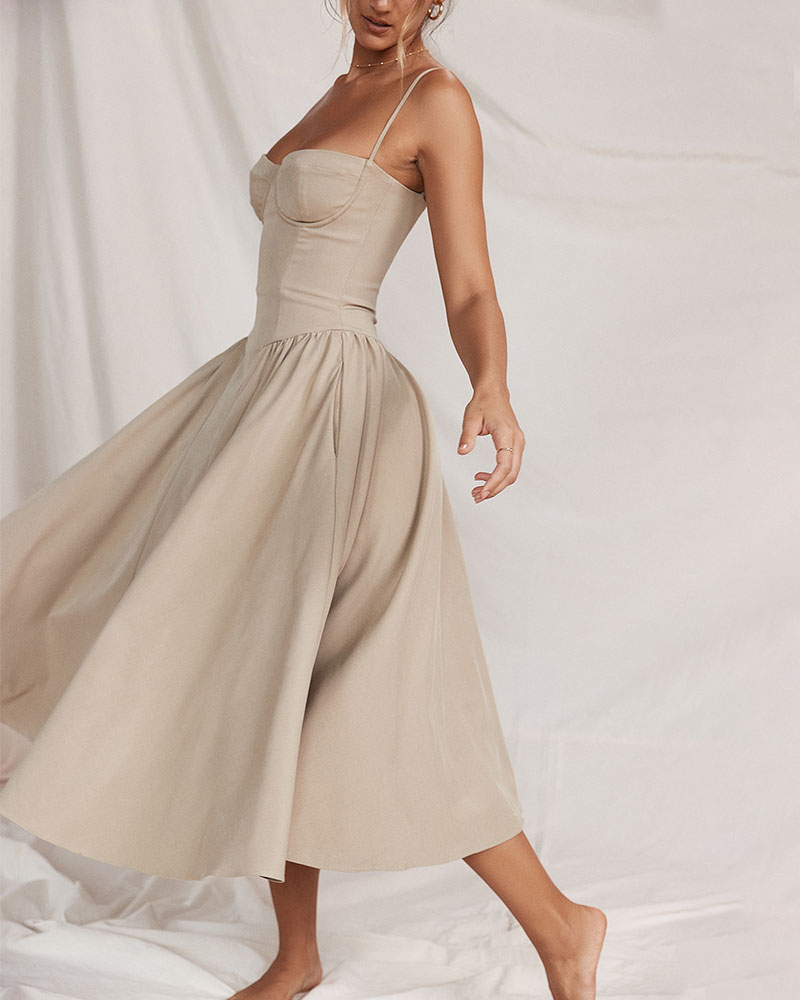 Queralt – Camisole dress with a fitted waist