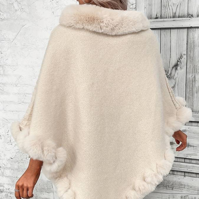 WW | Damen Fuzzy Trim Beige Poncho Diamantmuster