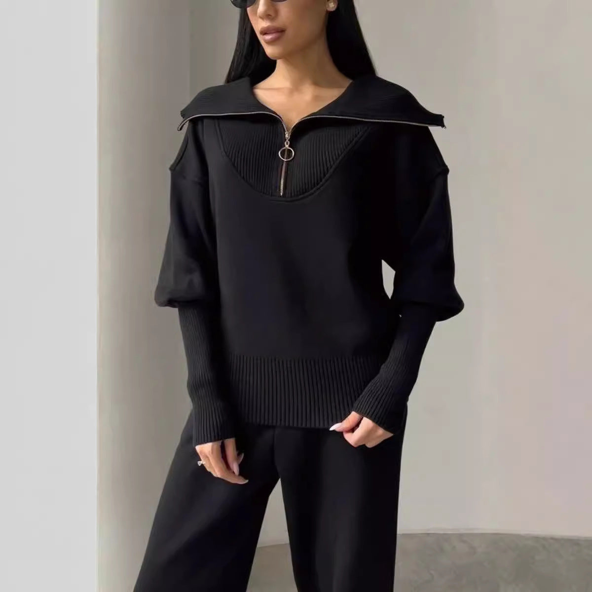 WW | Two-Piece Leisure Set with Zip-Up Sweatshirt