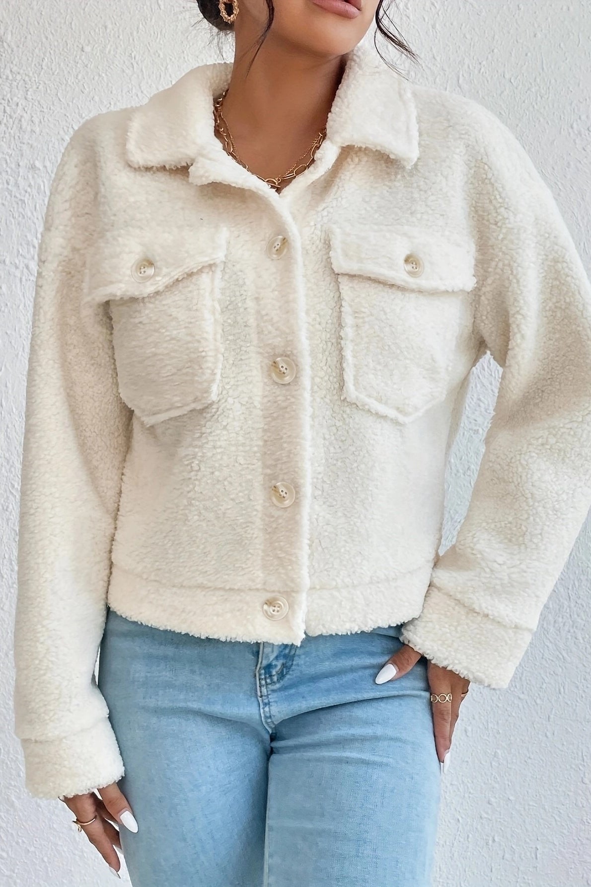 WW | White short sherpa jacket