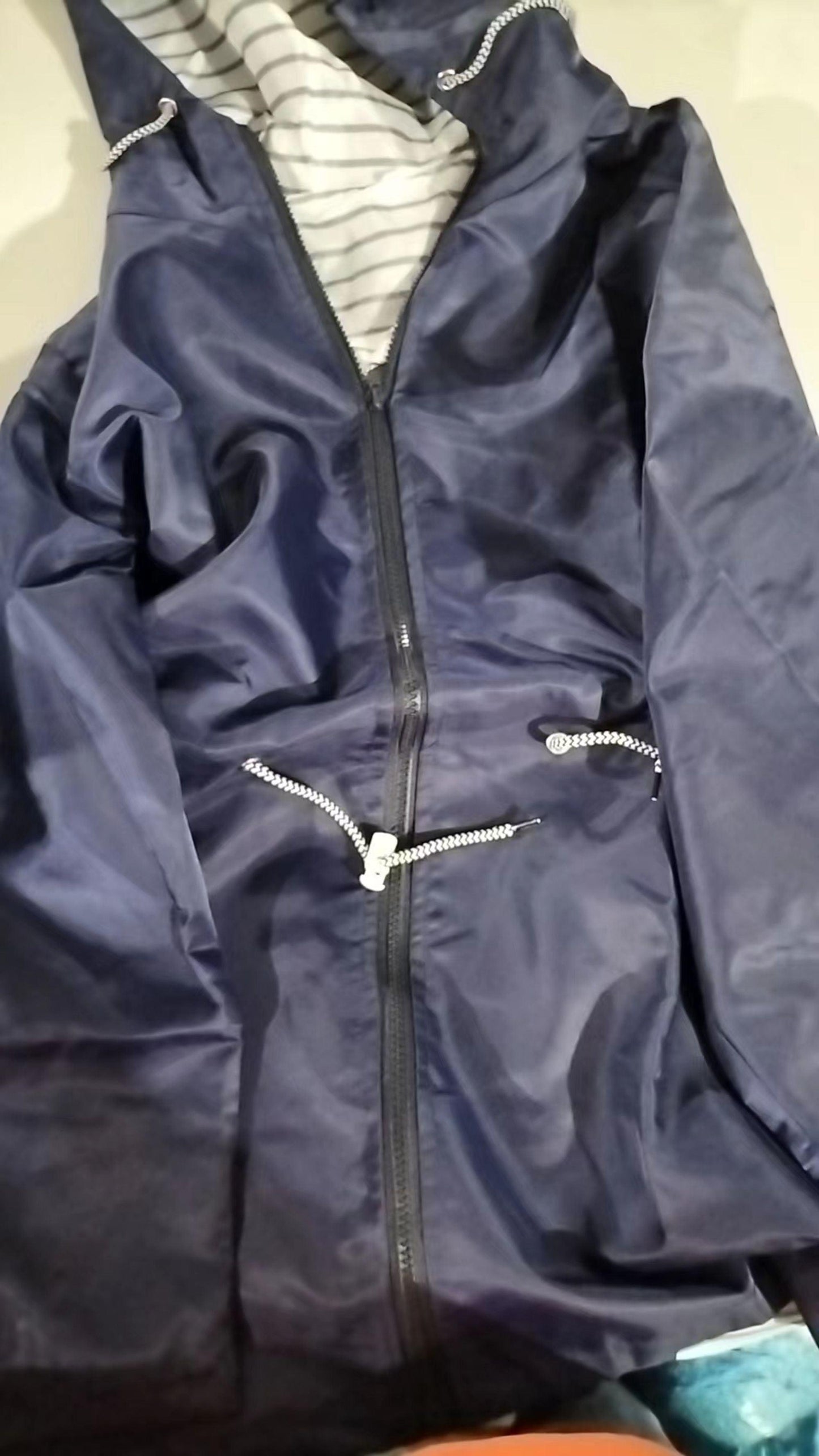 WW | Coat - Weatherproof Coat for Style and Comfort