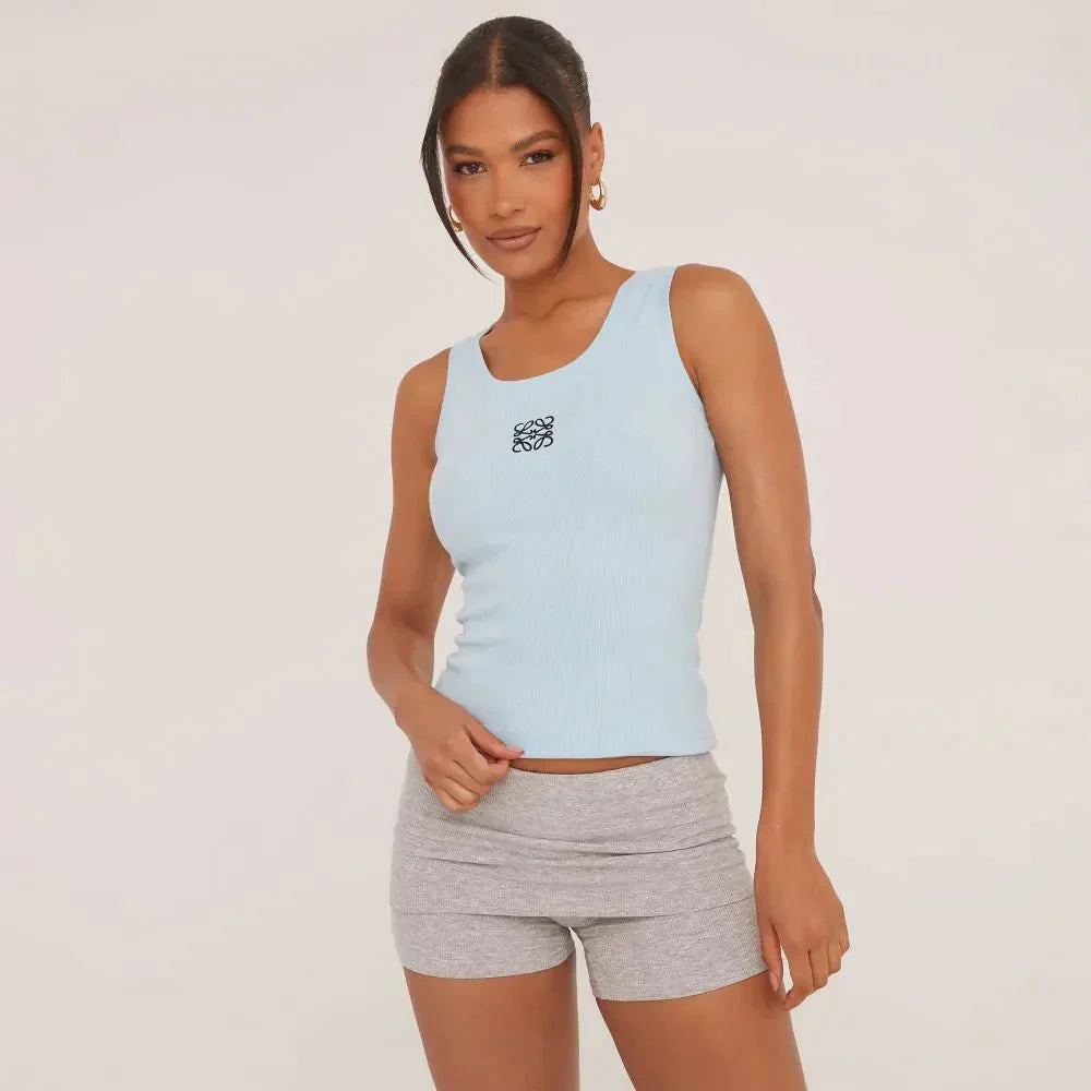 WW | Ribbed tank top with delicate embroidery