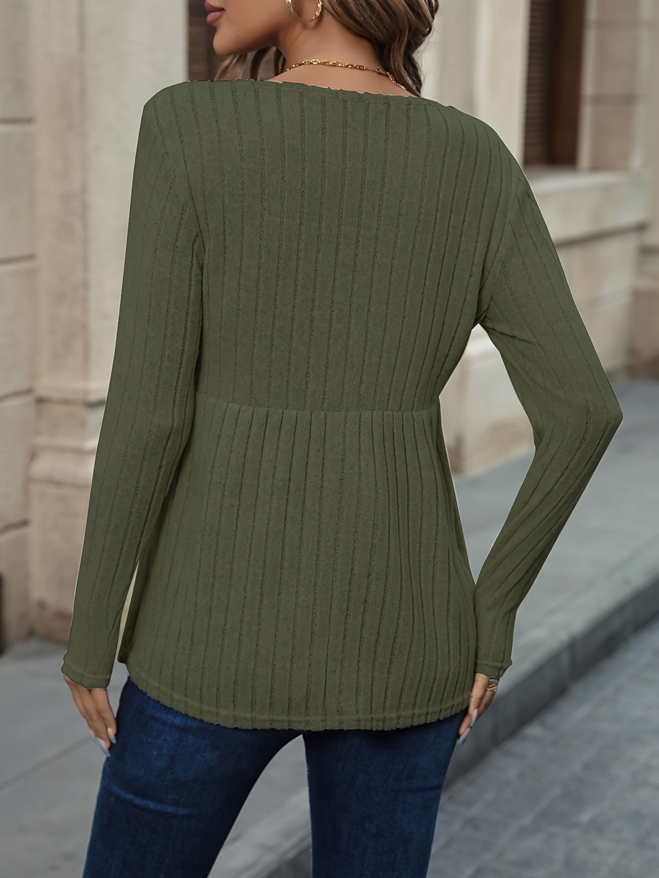 WW | Chic and Comfortable Ribbed Knit Sweater
