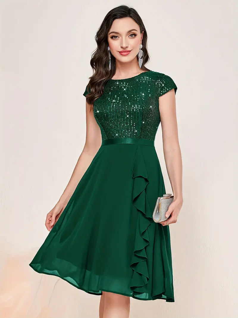 WW | Elegantes Kleid mit Kurzen Ärmeln, Pailletten und Rüschen