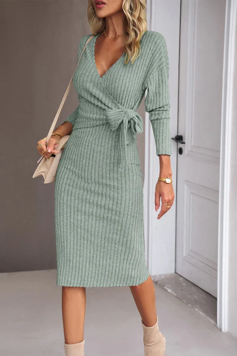 Eliana - Elegant Solid Color Dresses with V-Neck and One-Step Skirt