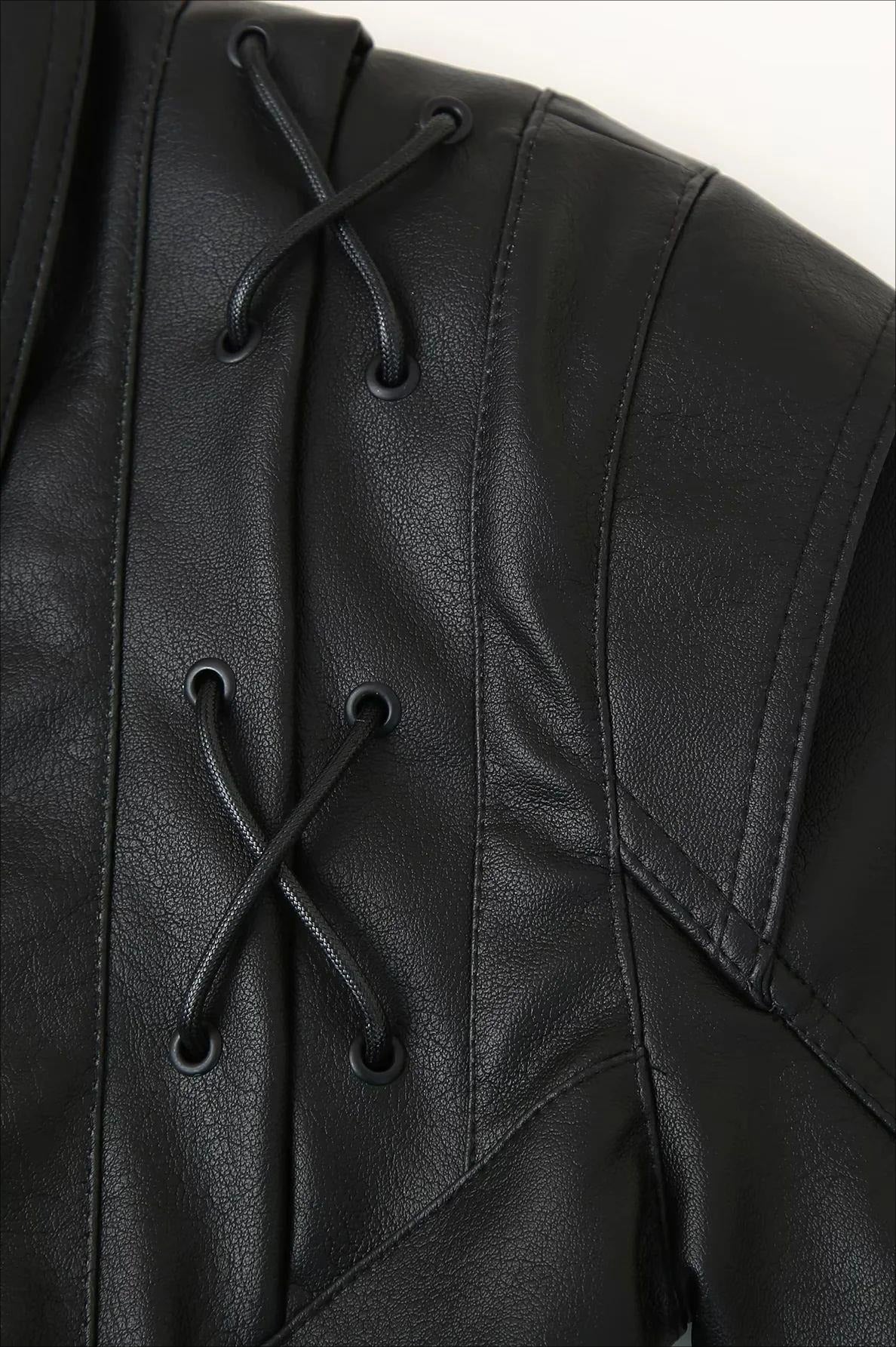 WW | Gürtelted PU-Lederjacke