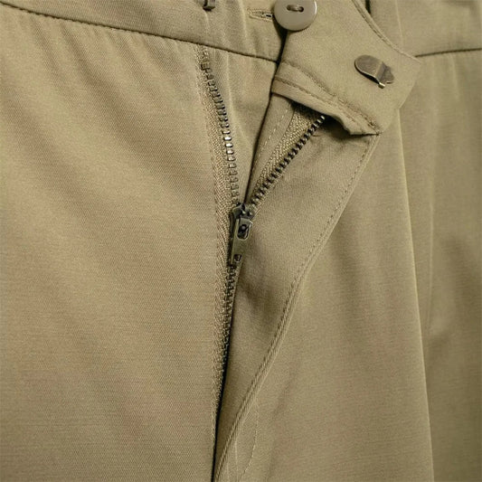 WW | Casual cargo jacket with adjustable straps and pocket accents