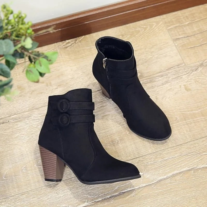WW | Fashionable Ankle Boots