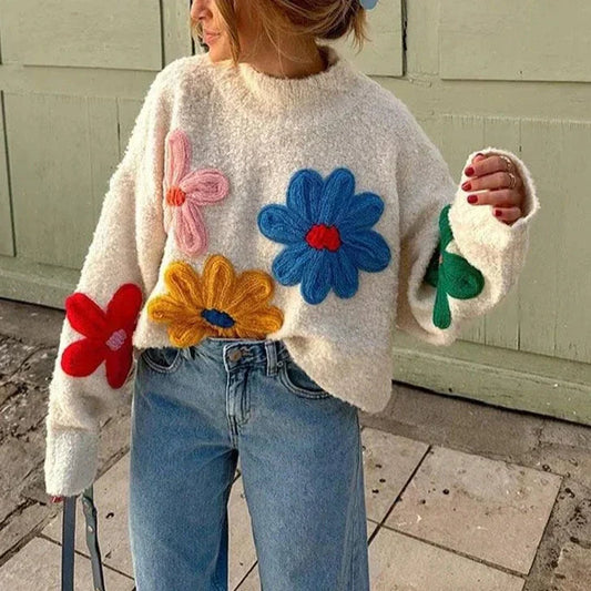 WW | Elegant floral art sweater for a cozy seasonal style