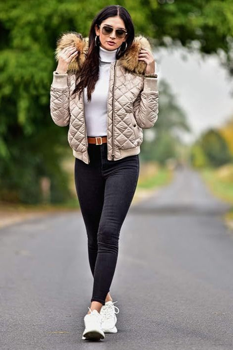 WW | Lässige Kapuzen-Pufferjacke