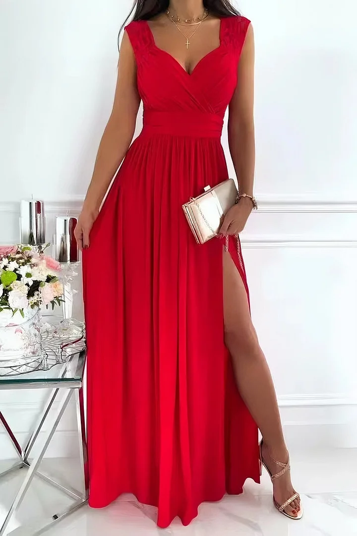 Malena – Ärmelloses Spitzenkleid mit Schlitz am Saum und Rückenausschnitt