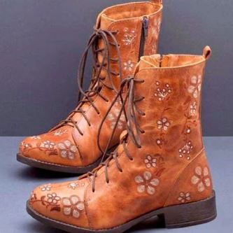 WW | Retro-Stiefel mit ethnischer Stickerei